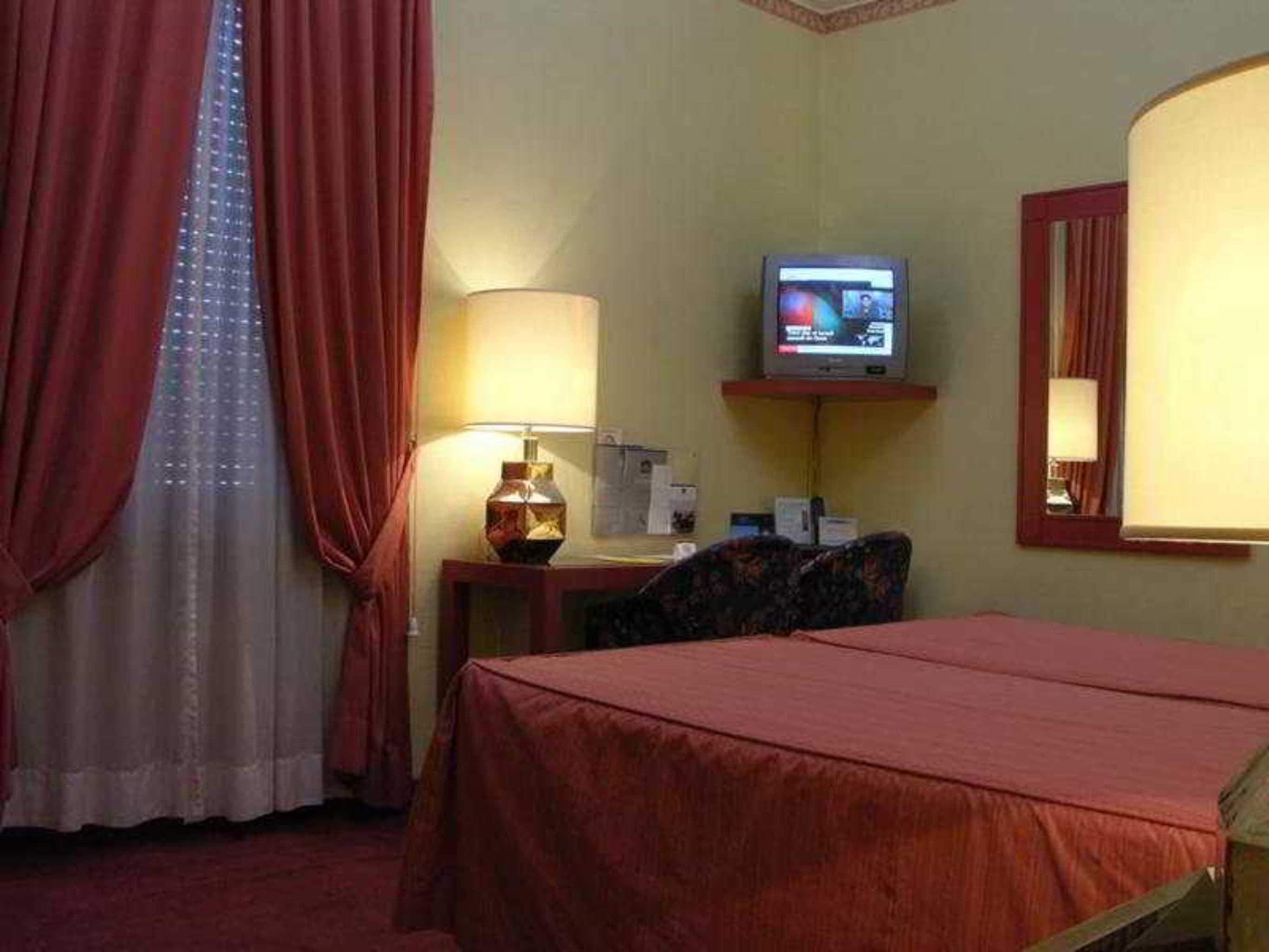 Hotel Mondial Рим Номер фото